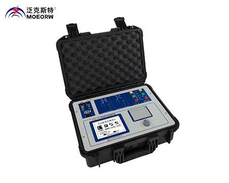 特种变比组别测试仪（左）带电池